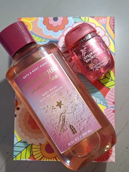 Bath & Body Works Other - Bath & Body Works Strawberry Snowflakes Bodywash & Anti-bacterial Hand Gel